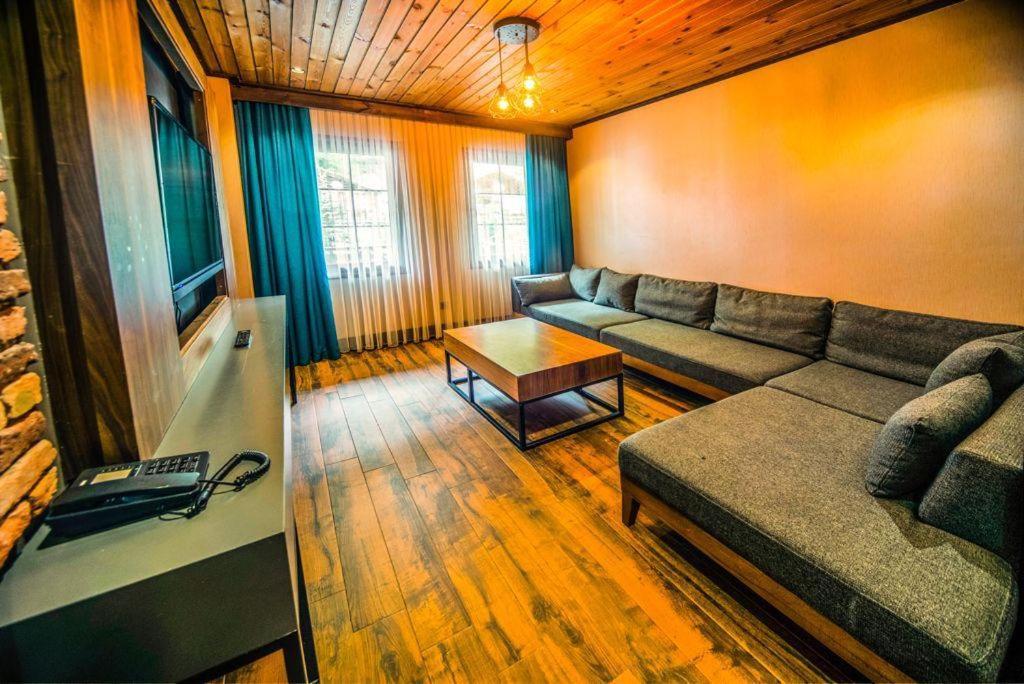 Inanlar Premium Suites & Villas Uzungöl Exterior photo
